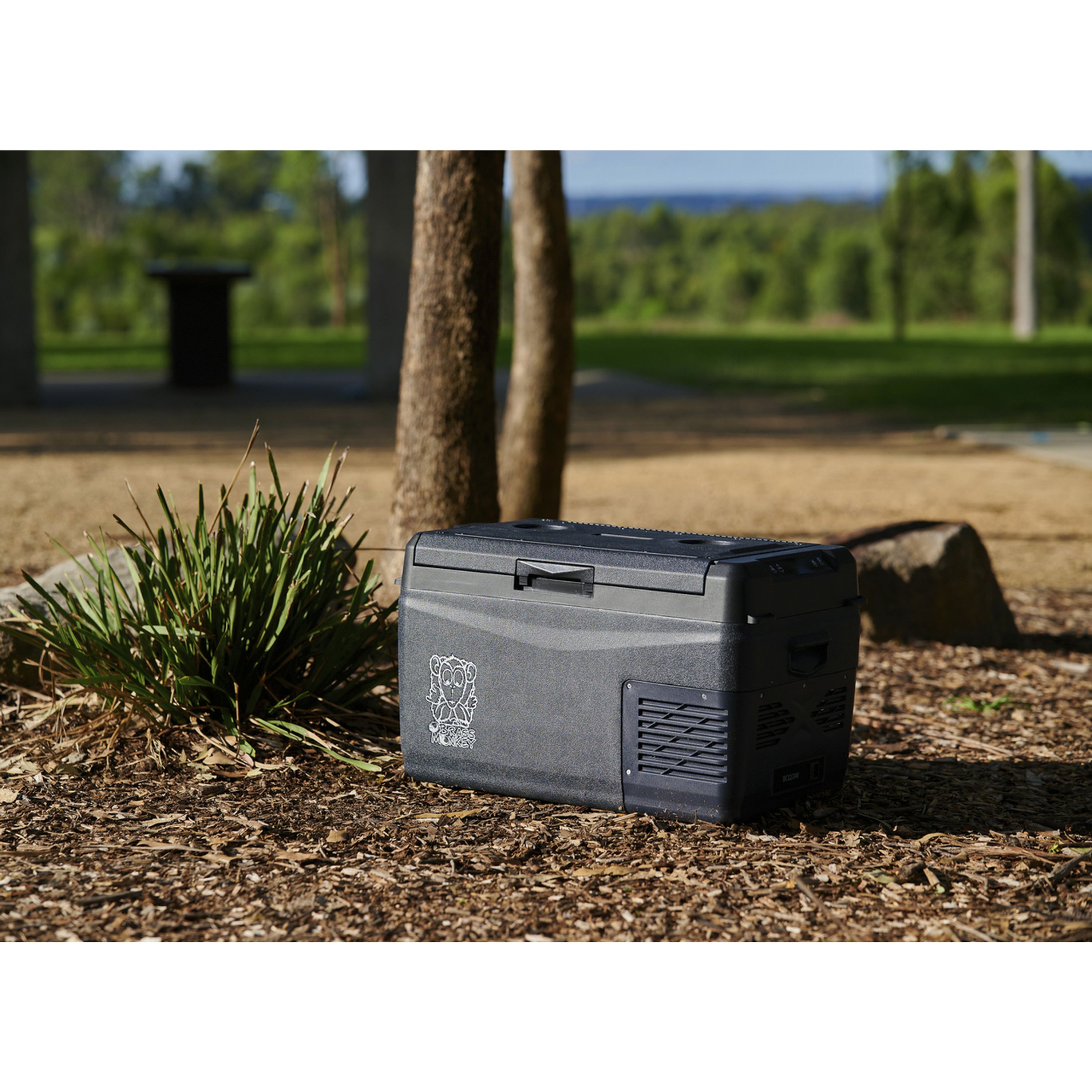 30L Brass Monkey Portable Fridge/Freezer CFR30