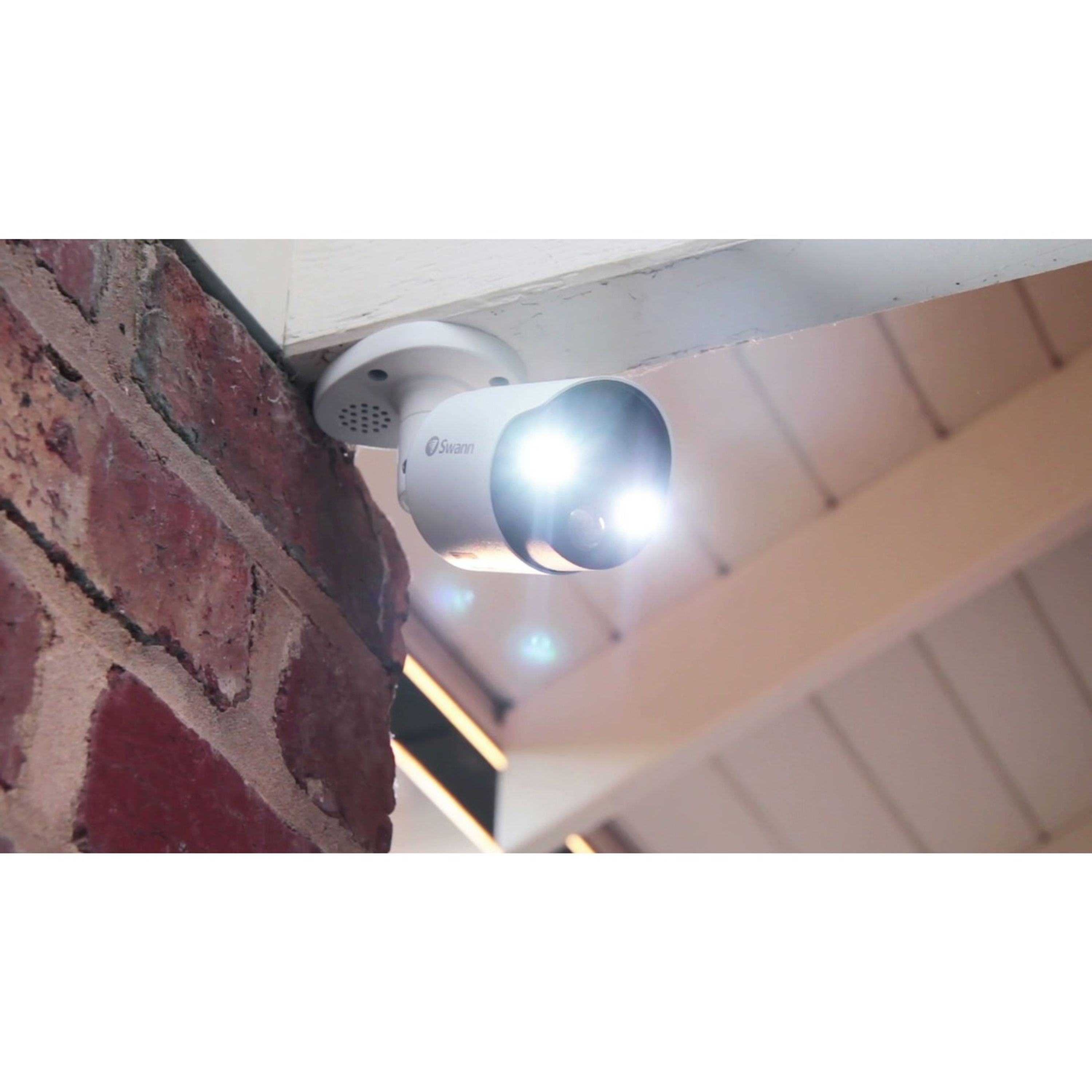 Swann 8CH 4K NVR Kit with 4 x 4K PIR Bullet Cameras 2 x 4k PIR Dome cameras